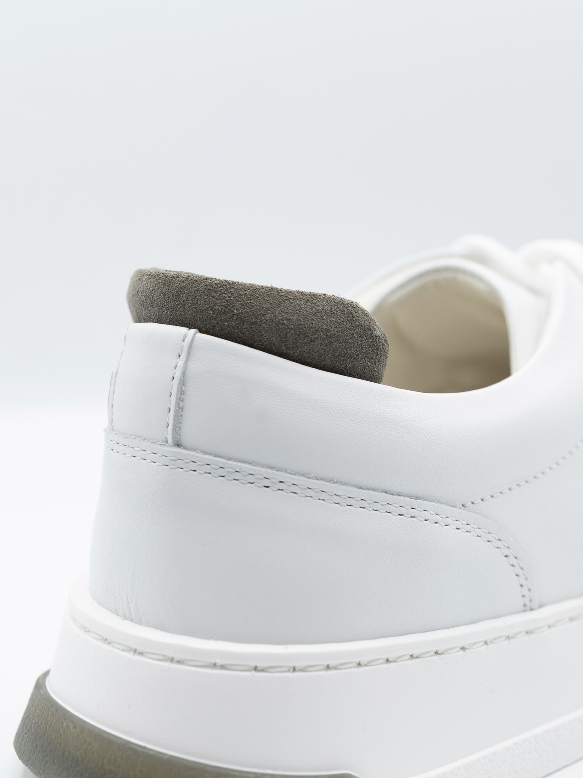 Polished leather ballet flat