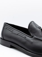 Sapato elegante de pele