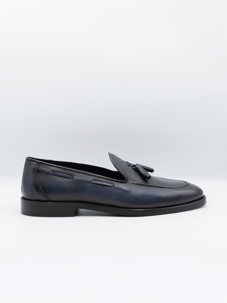 Sapato elegante de pele