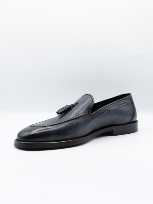 Zapato elegante de piel