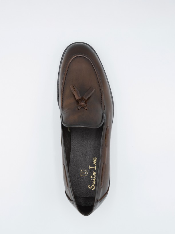 Zapato elegante de piel