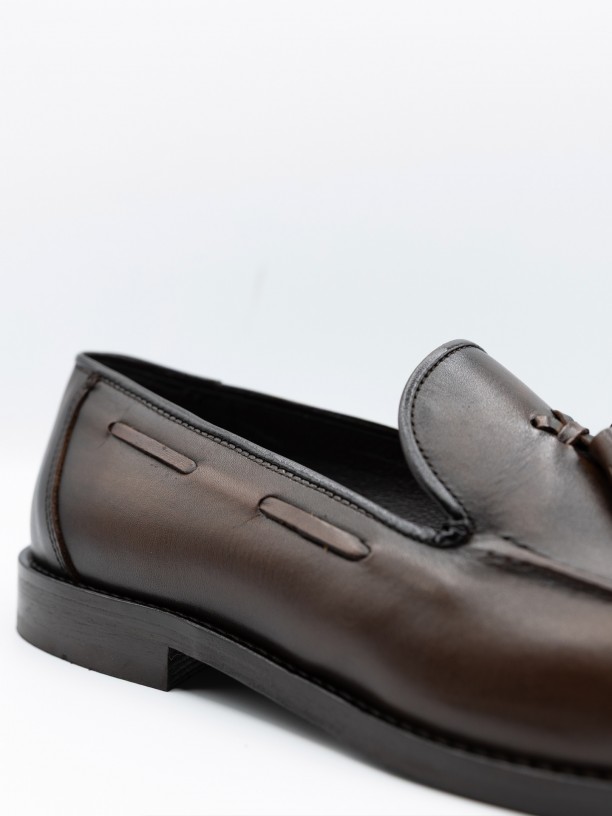 Zapato elegante de piel