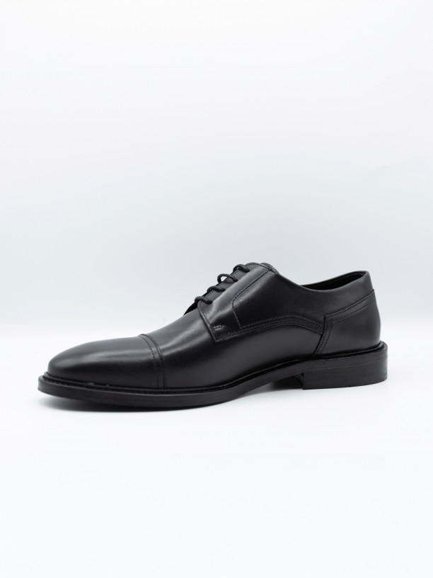 Elegant leather shoe