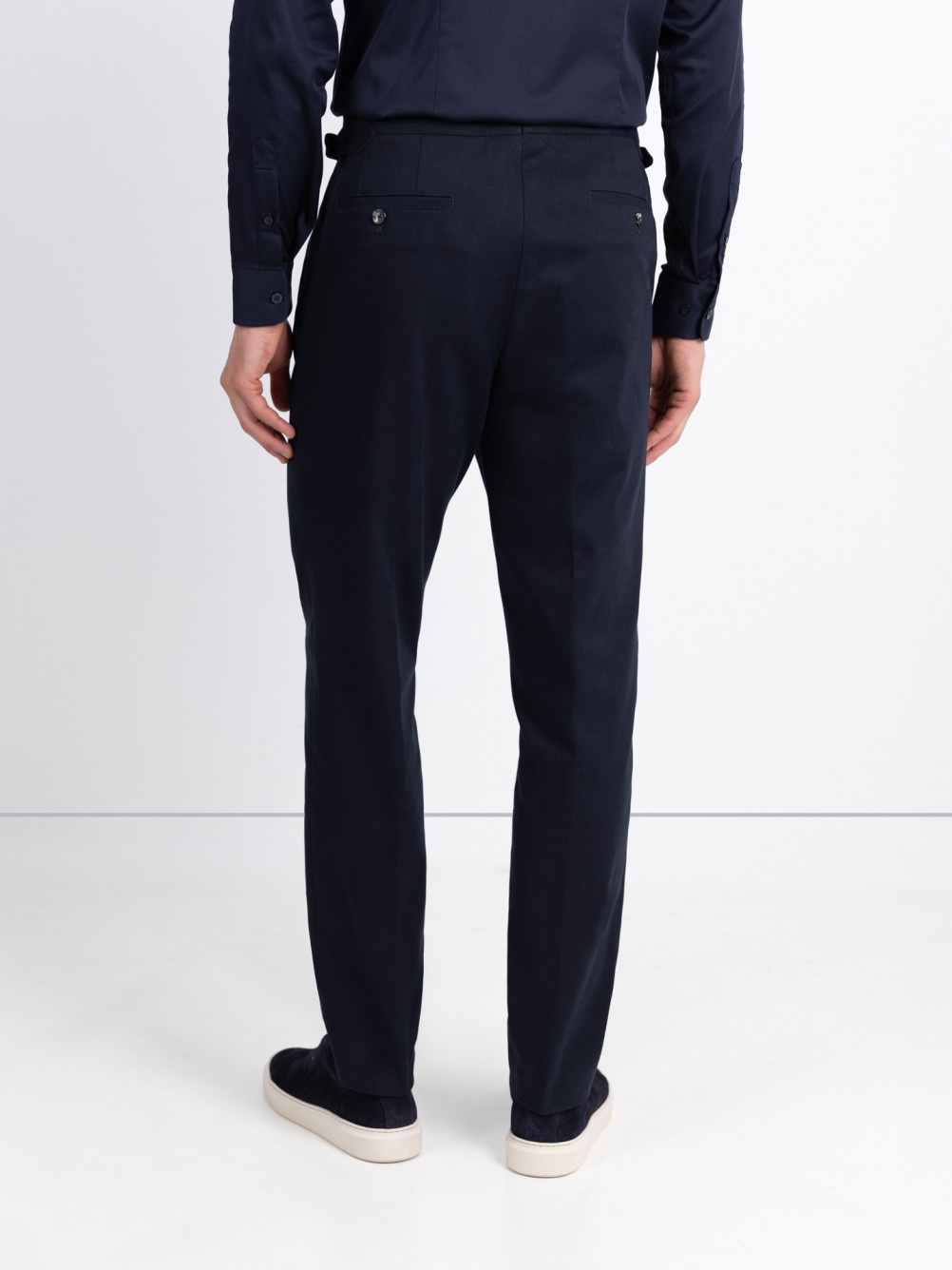 Calça chino ajustável