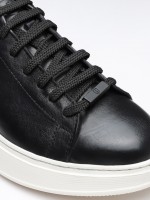 Zapatilla de piel pulida Zapatilla de piel pulida