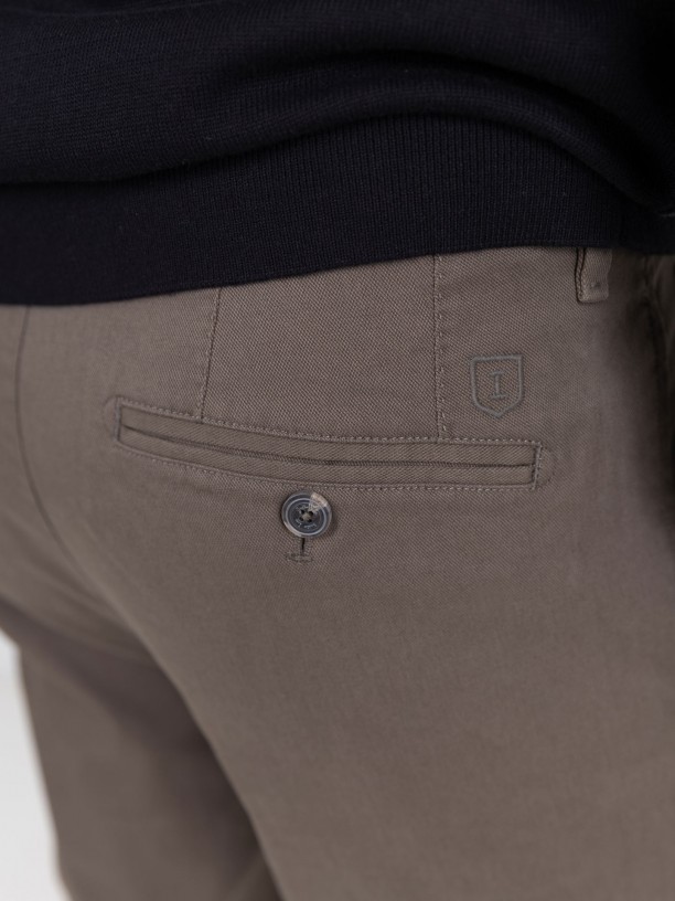Slim-fit corduroy trousers
