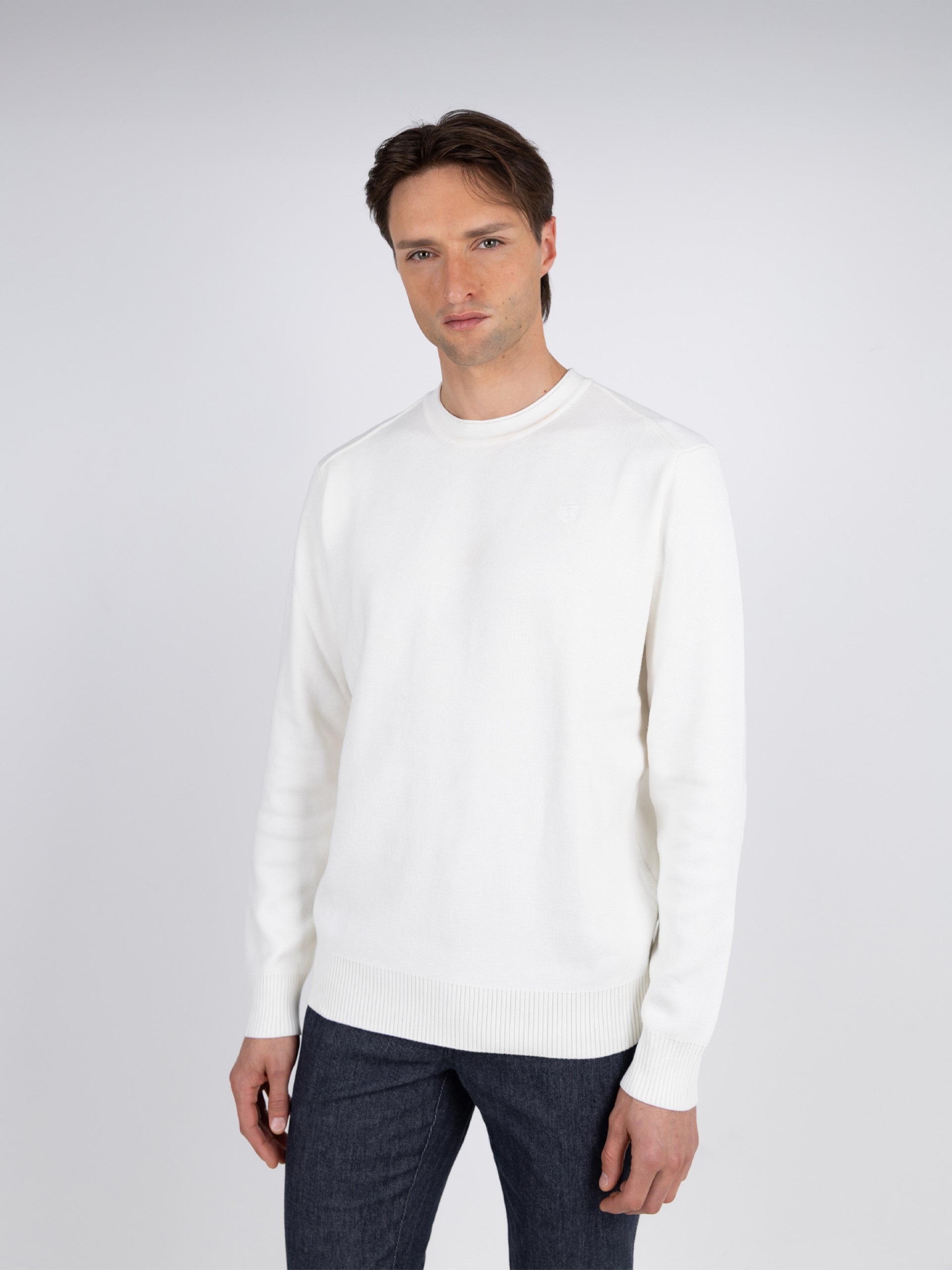 Structured crew-neck knit