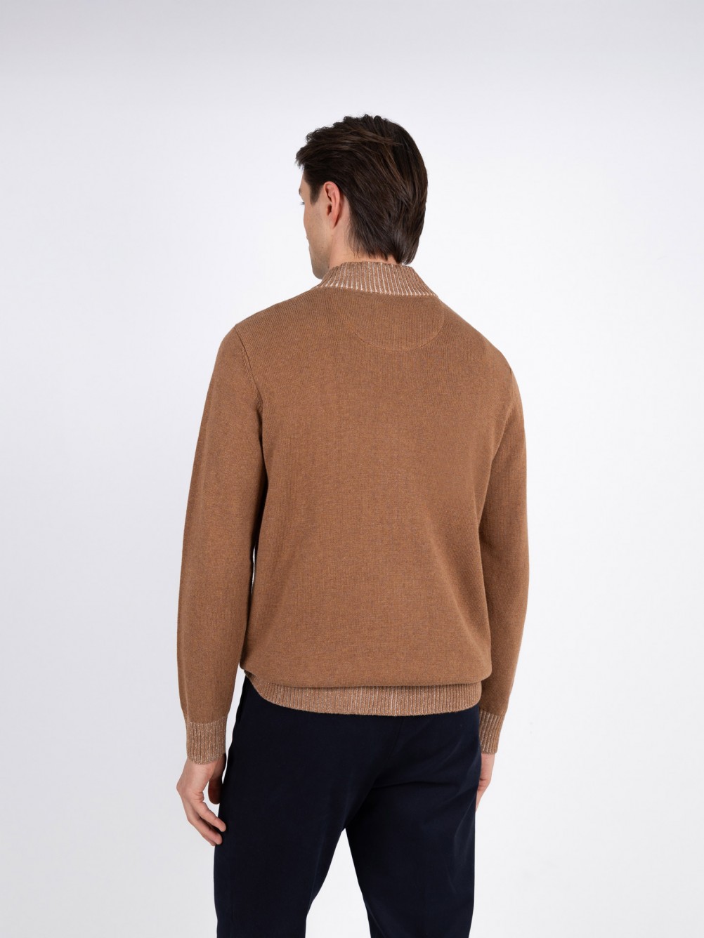 Camisola de meio fecho