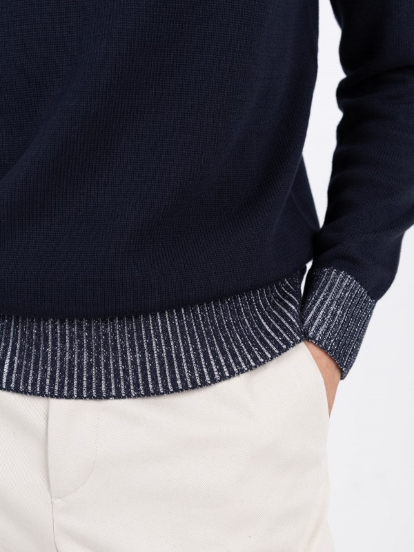 Camisola de malha algodão gola redonda Camisola de malha algodão gola redonda