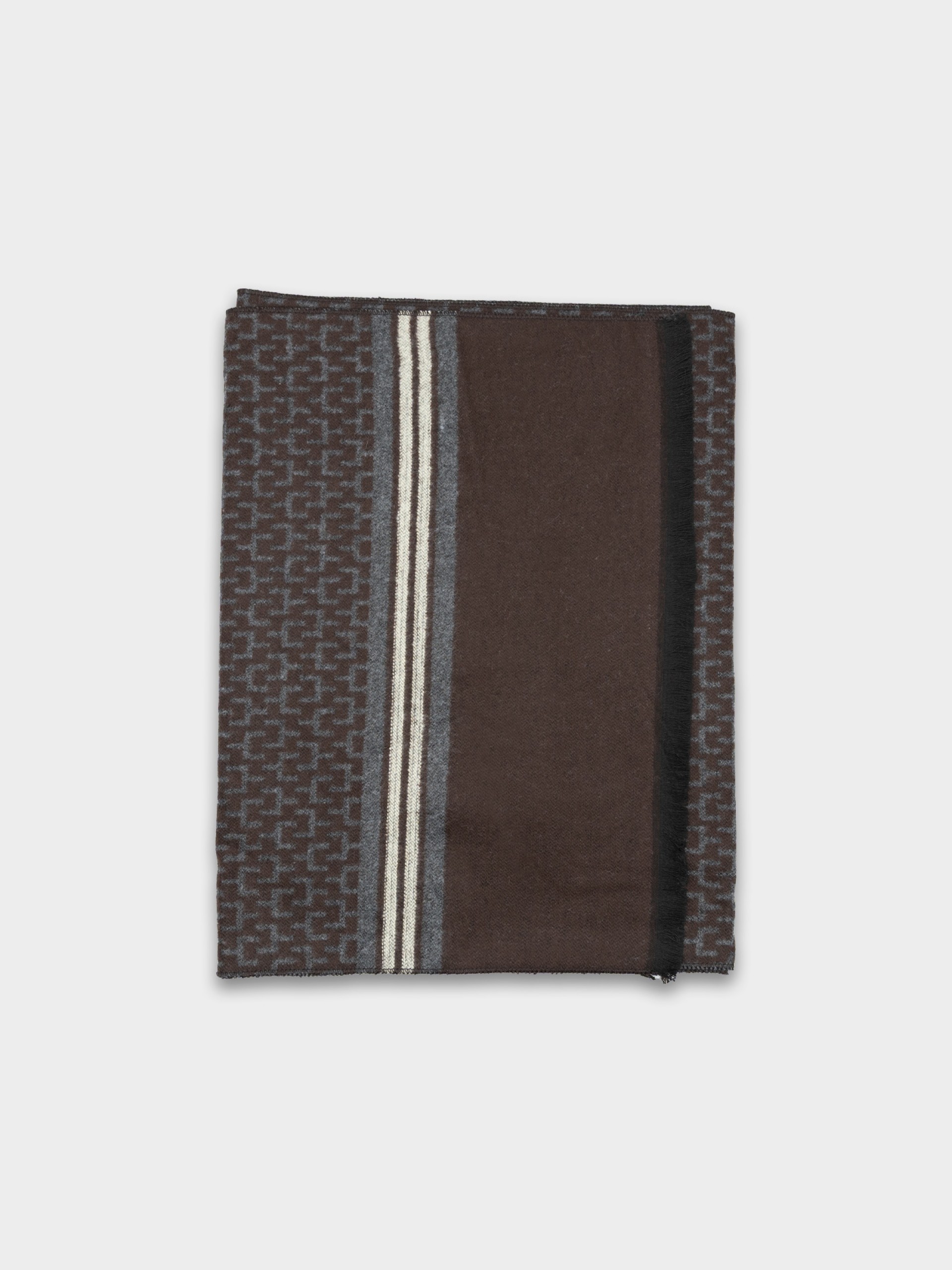 Scarf with pattern