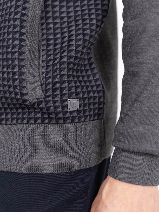 Casaco de malha com padro