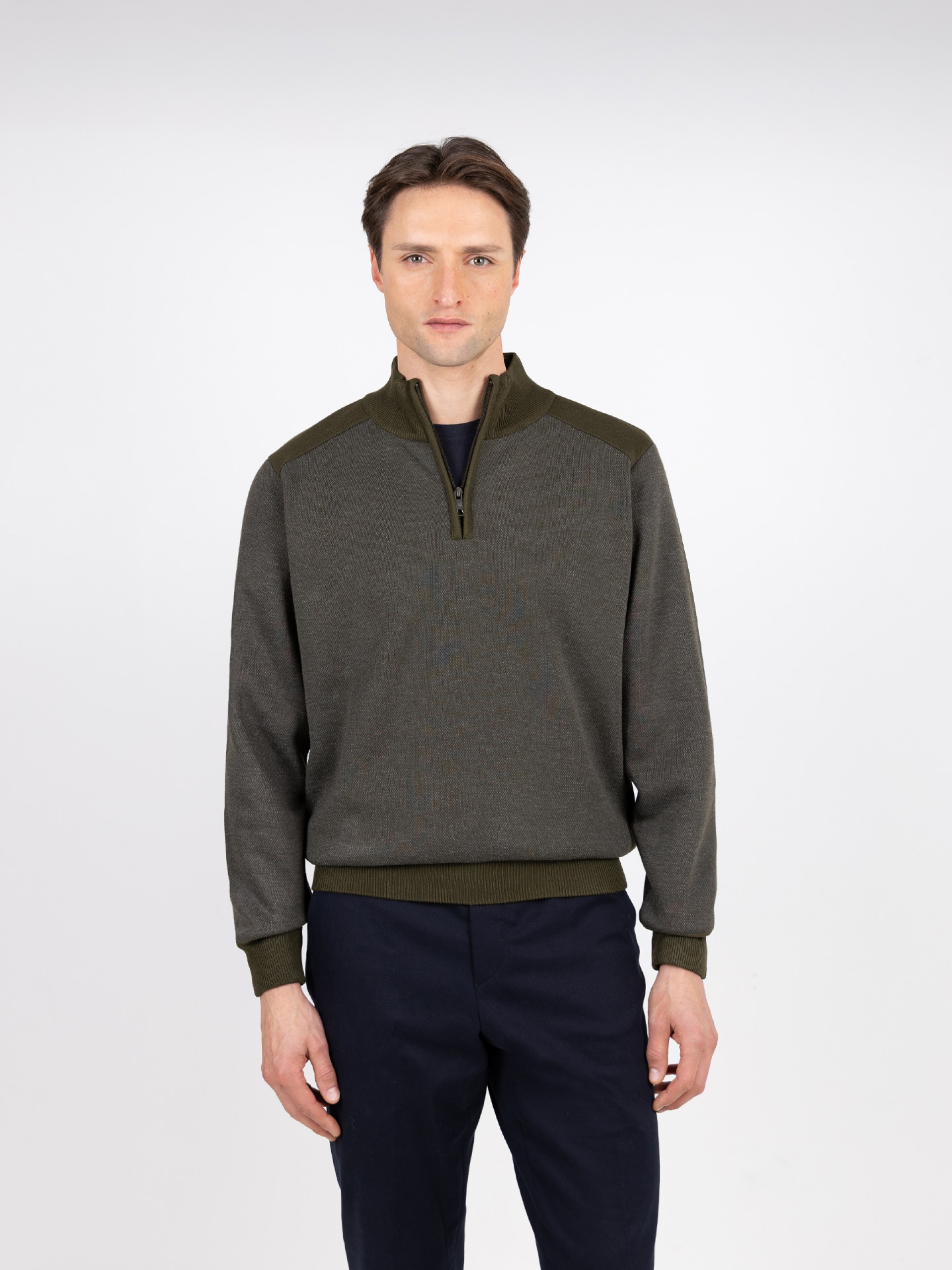 Polar half-zip fleece with micro pattern