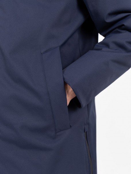 Parka técnica com capuz Parka técnica com capuz