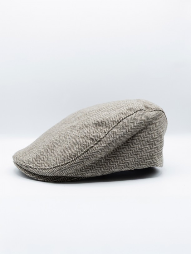 Wool beret with pattern Wool beret with pattern