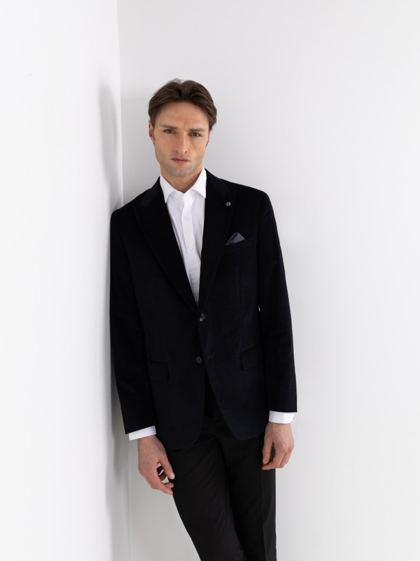 Slim fit velvet regular fit