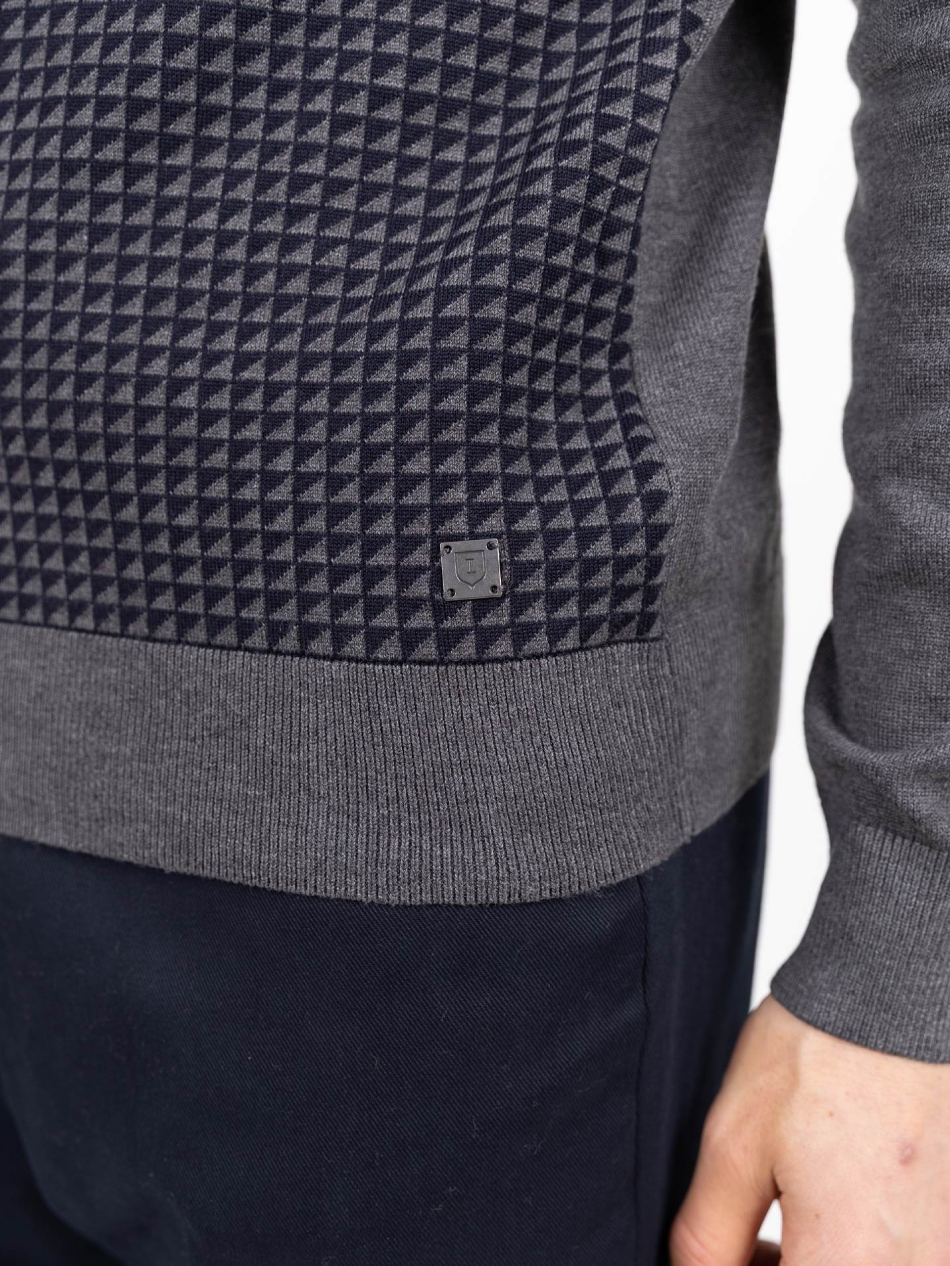 Half-zip sweater with pattern