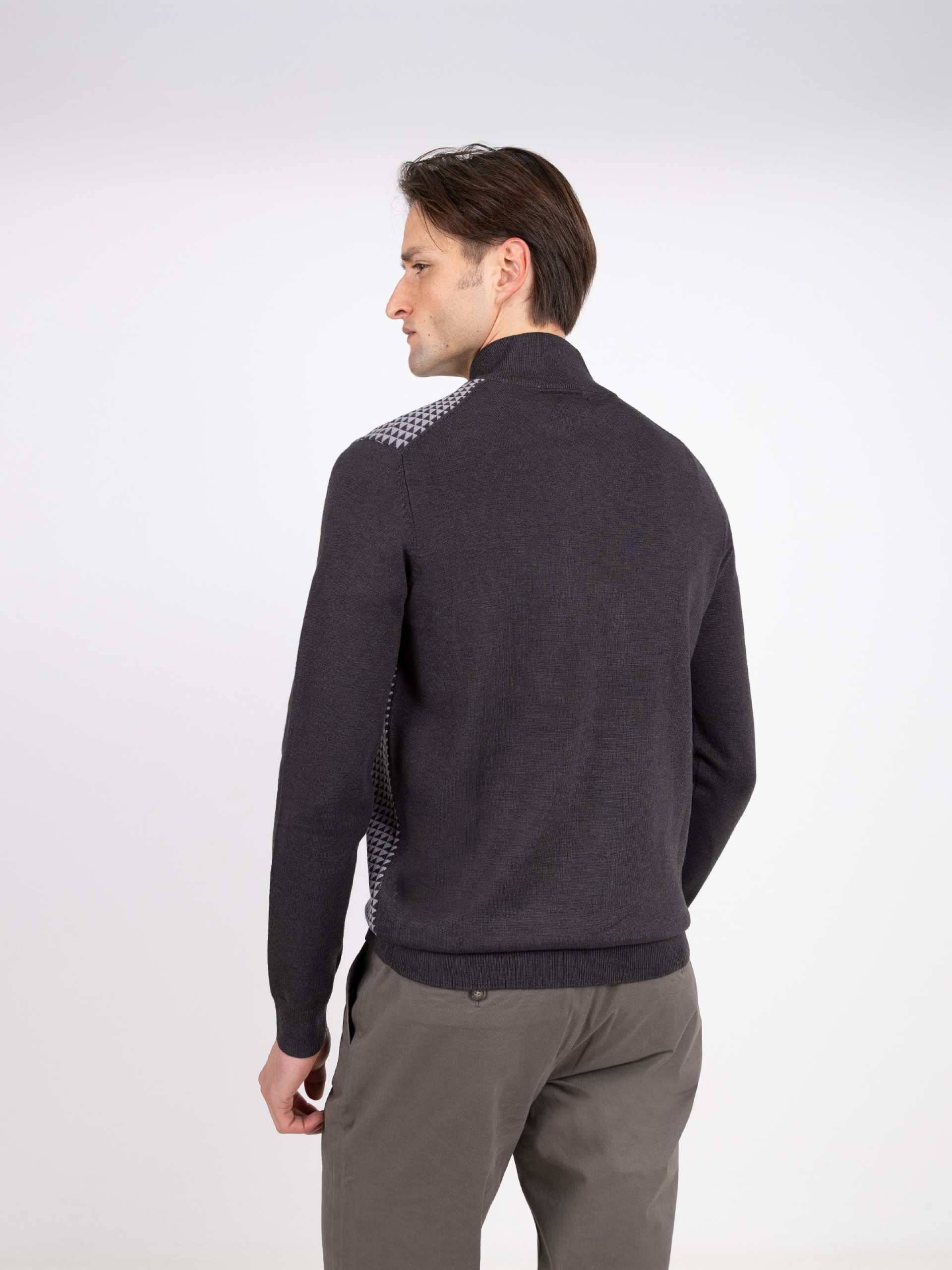 Half-zip sweater with pattern