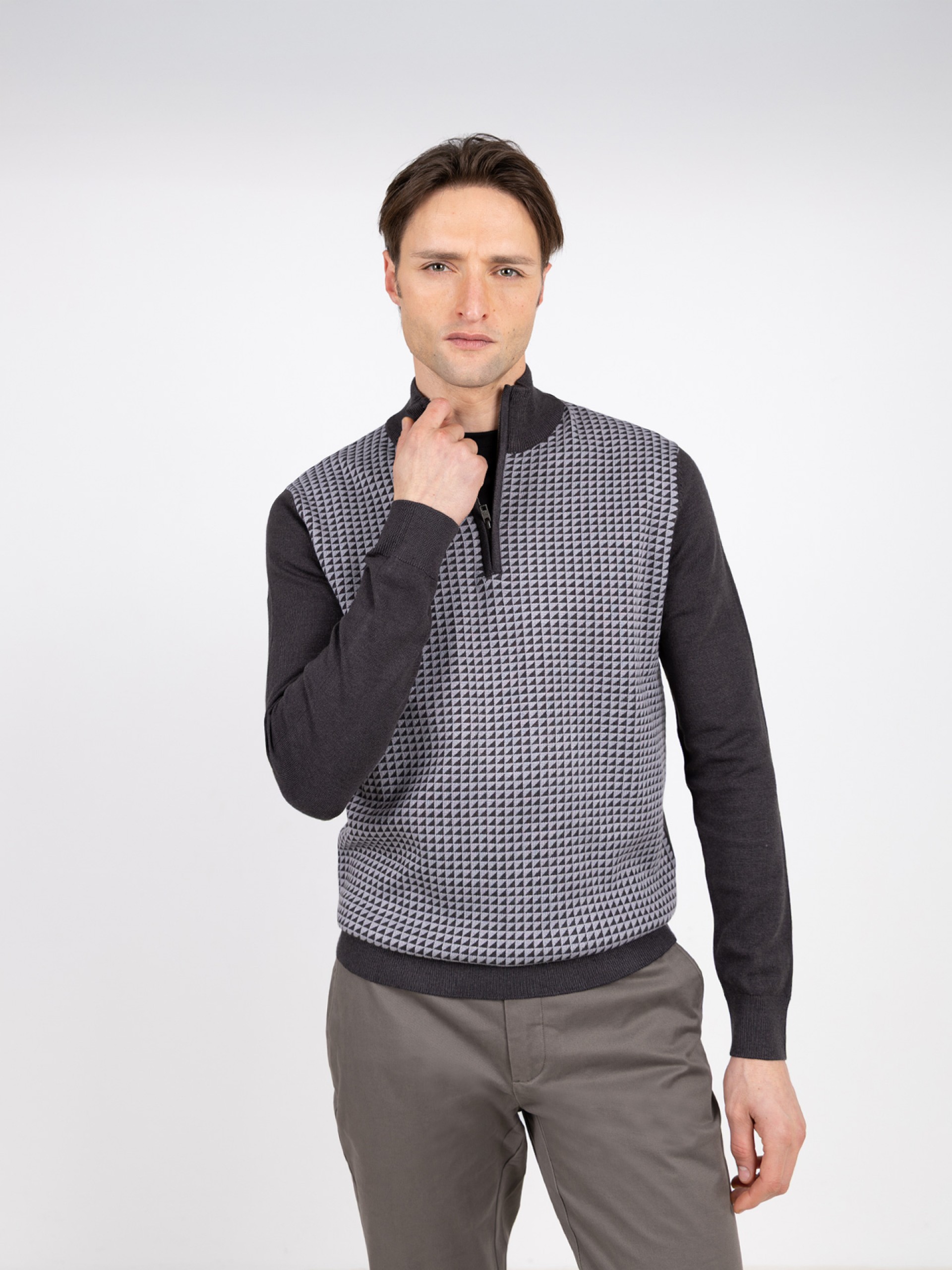 Half-zip sweater with pattern