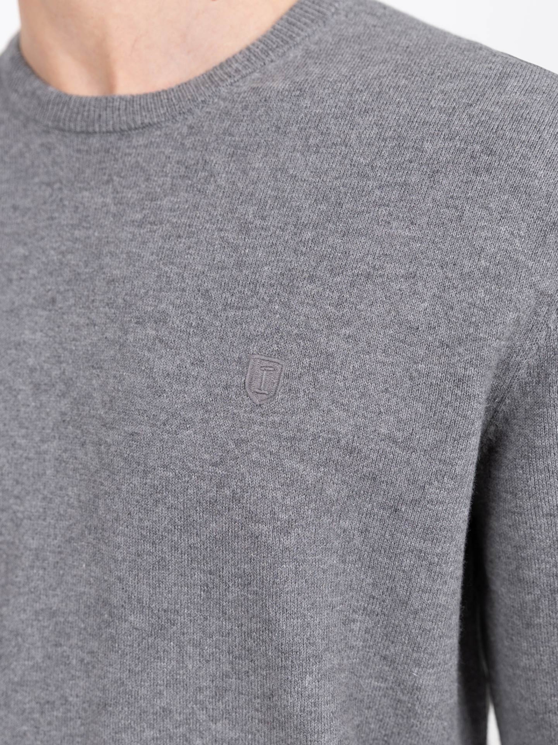 Cotton and Cashmere Knit Sweater with Round Neck