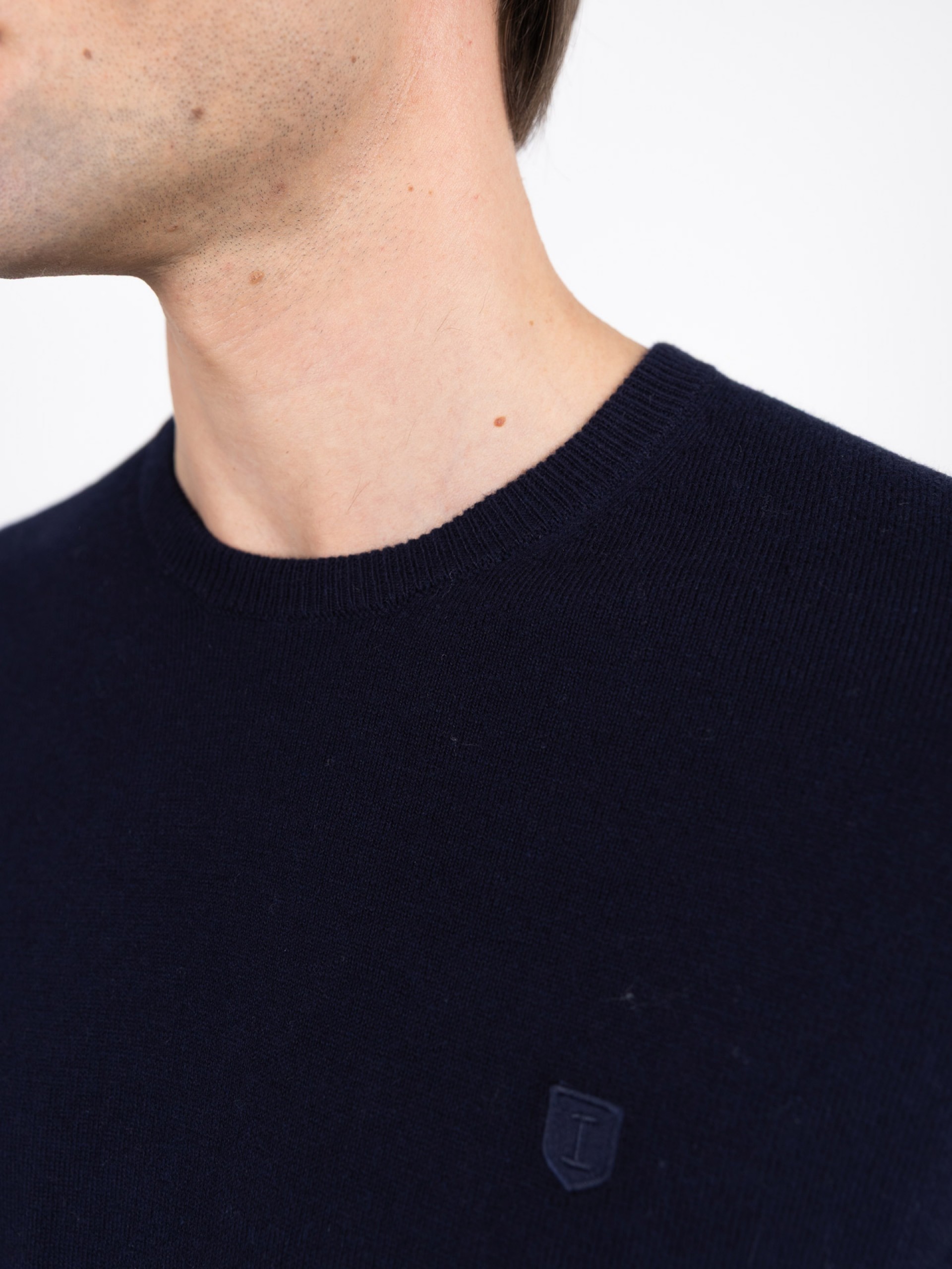 Cotton and Cashmere Knit Sweater with Round Neck