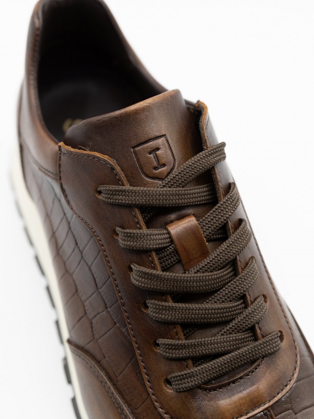 Polished leather sneaker