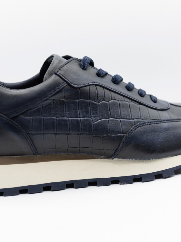 Polished leather sneaker