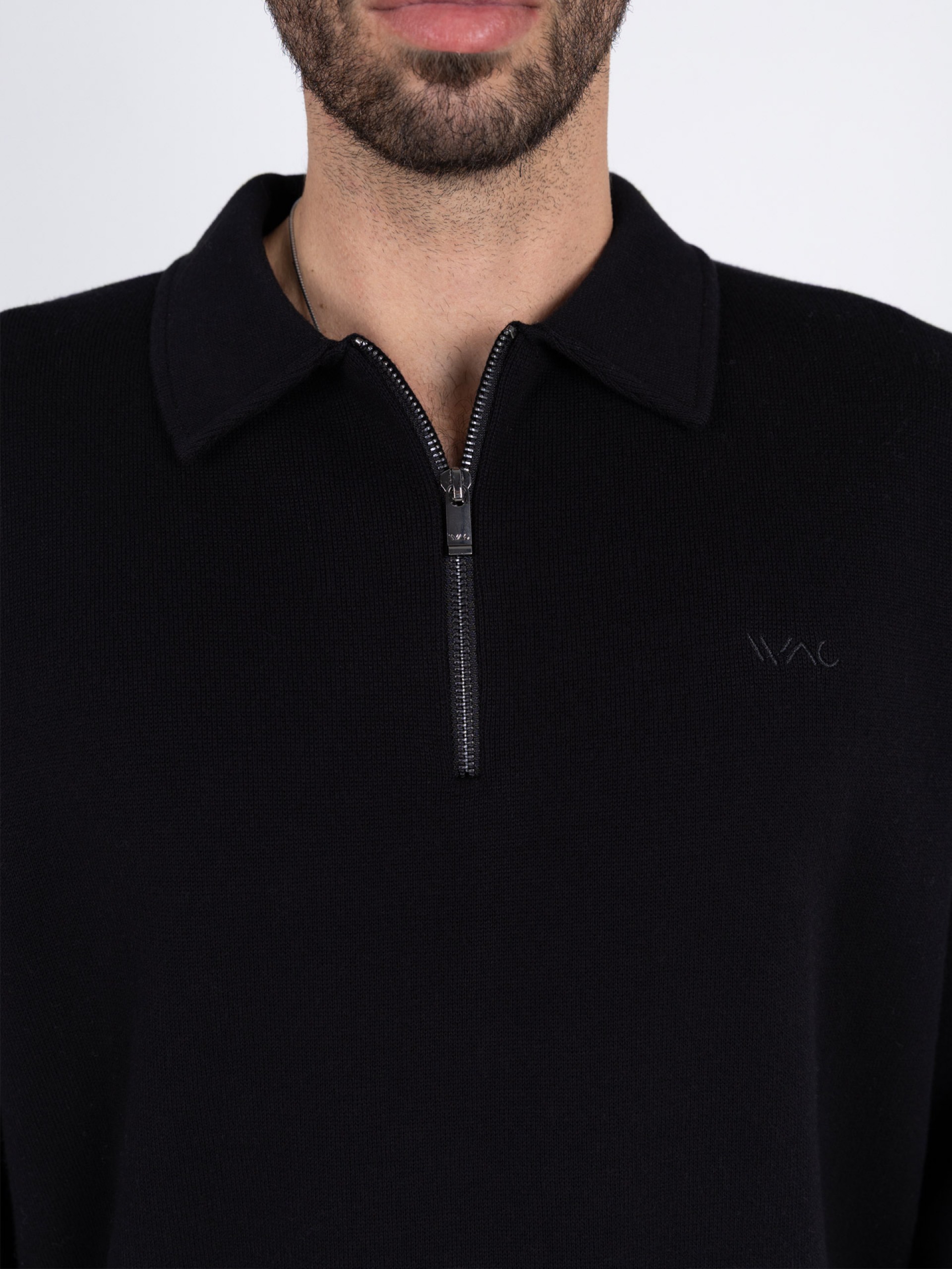 Plain half-zip knit with WAC logo