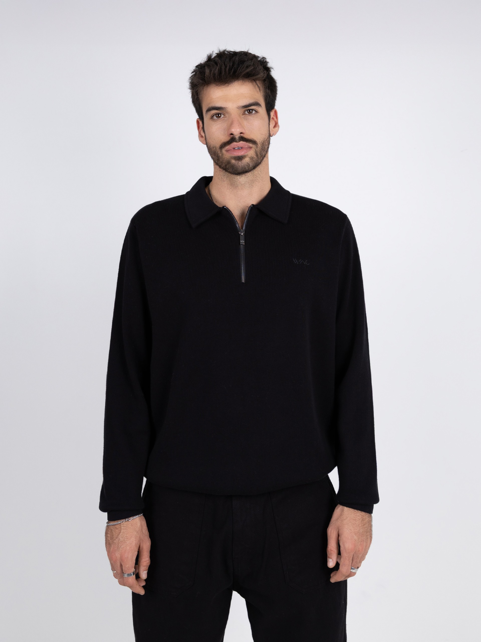 Plain half-zip knit with WAC logo