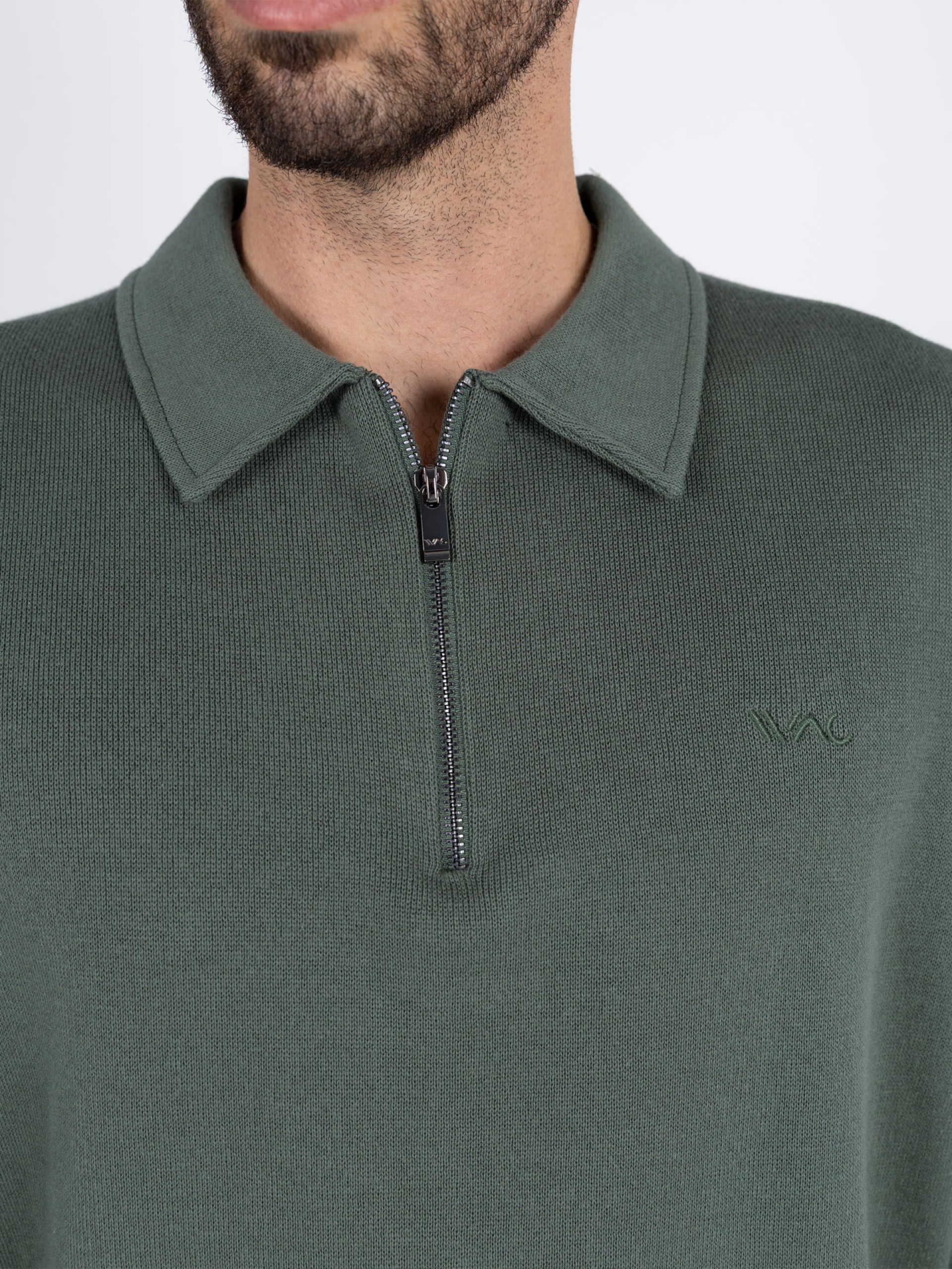 Plain half-zip knit with WAC logo