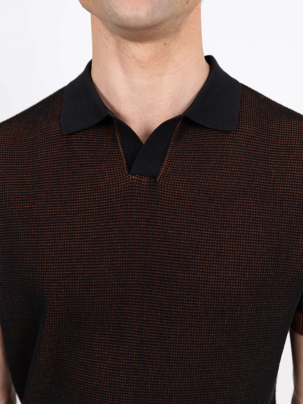 Polo de malha estruturada em algodão