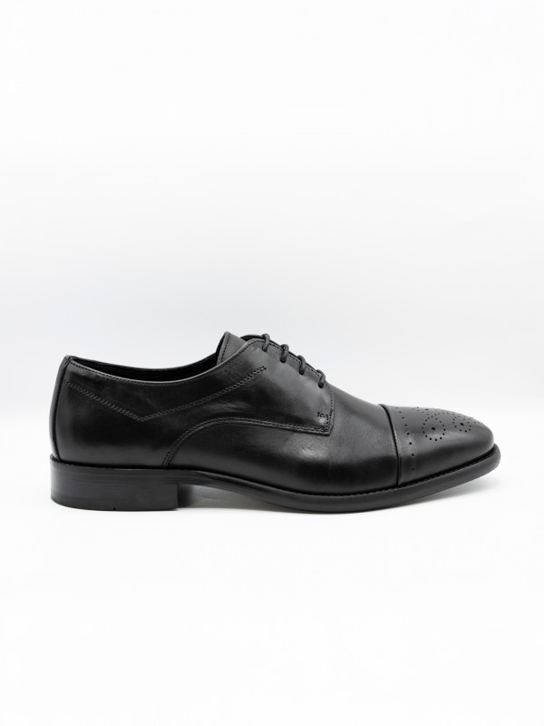 Classic leather shoe