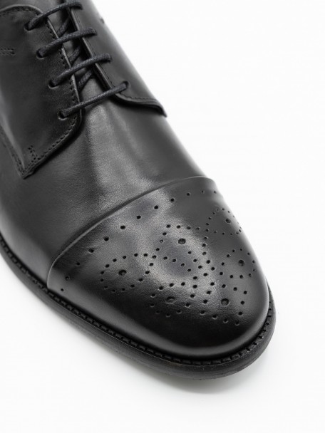 Classic leather shoe Classic leather shoe