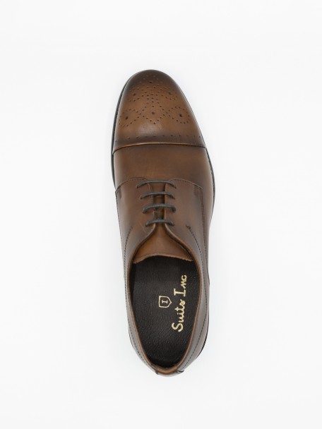 Zapato clásico de piel Zapato clásico de piel
