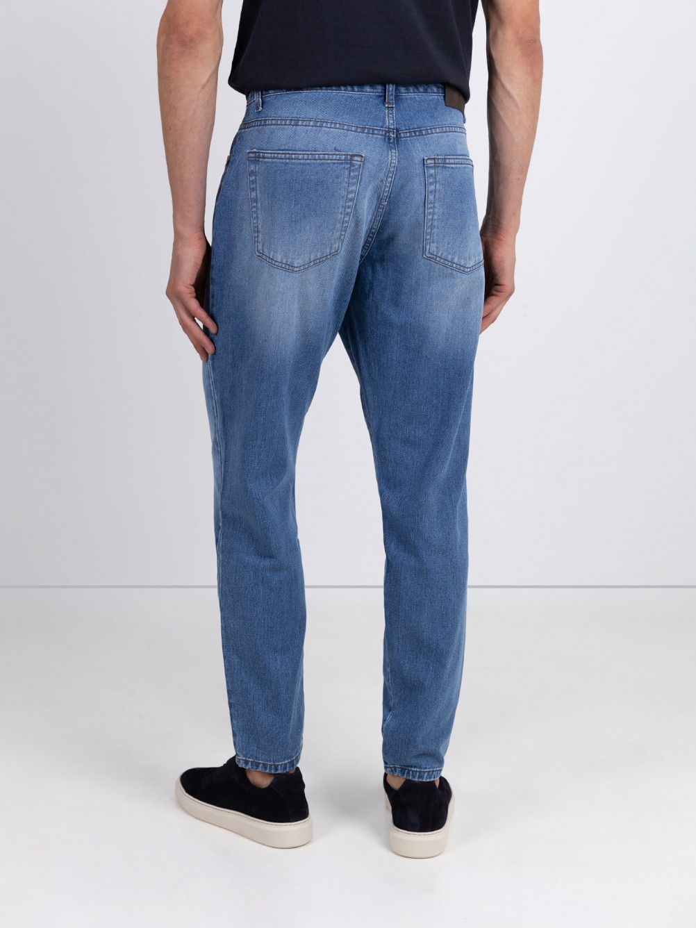 Calça cropped fit