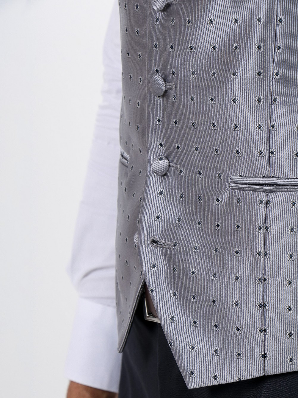 Ceremony waistcoat with tie