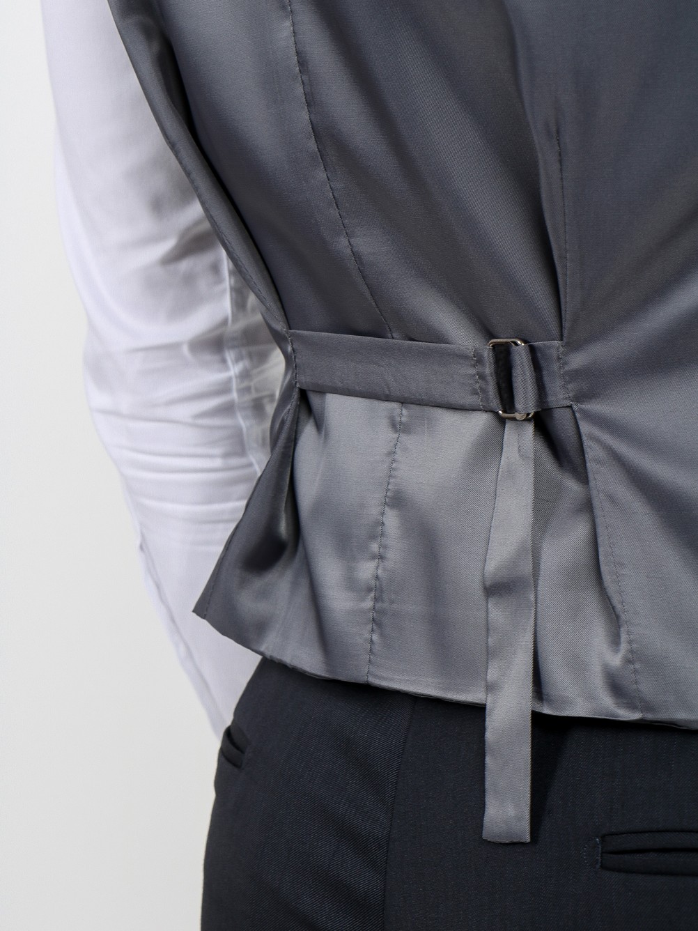 Ceremony waistcoat with tie