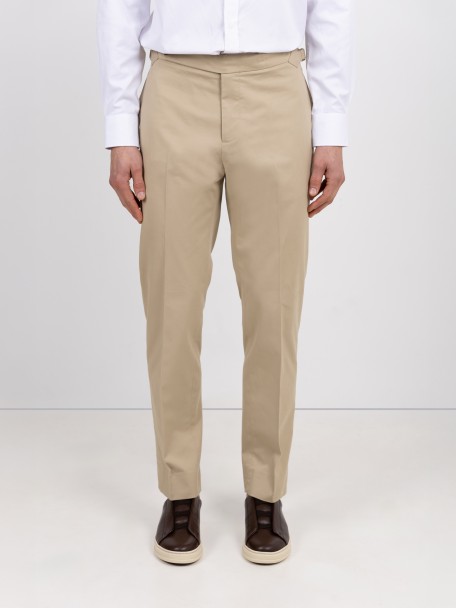 Adjustable chino trousers