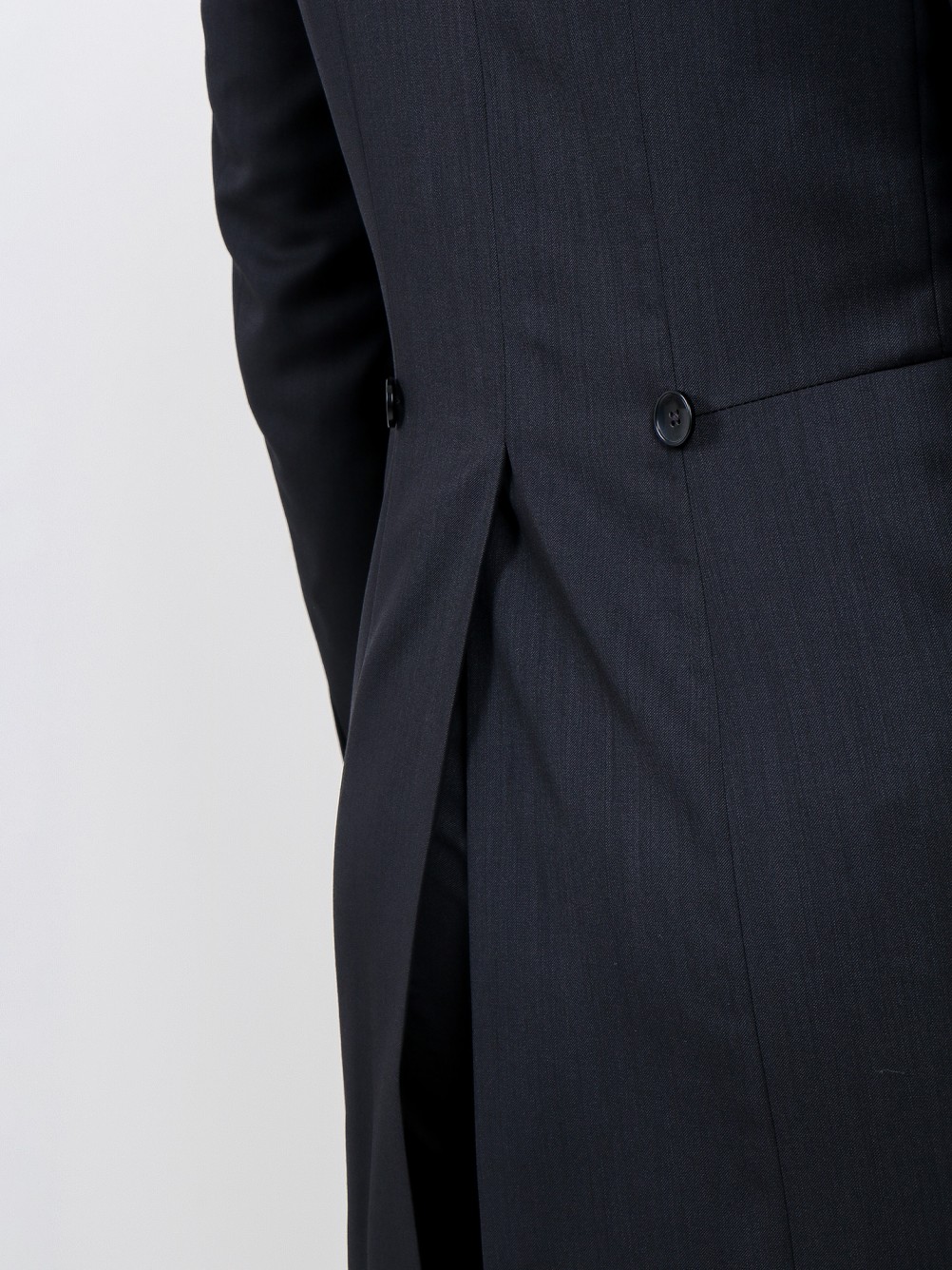 Fraque cl�ssico com corte elegante