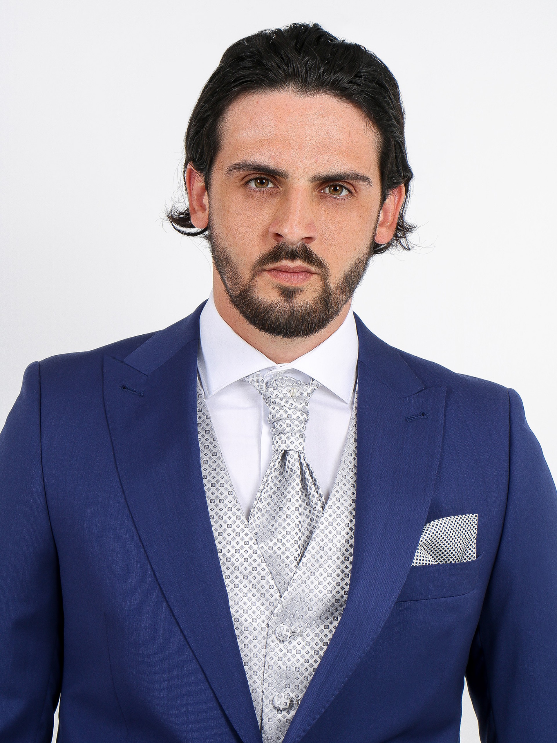 Fraque clássico com corte elegante