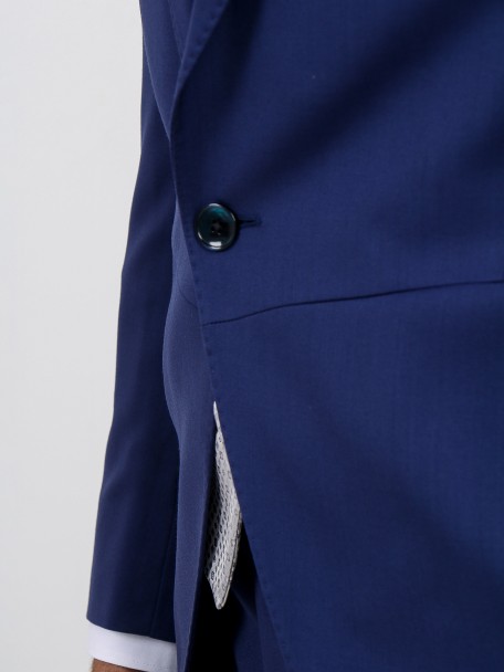 Fraque clássico com corte elegante Fraque clássico com corte elegante
