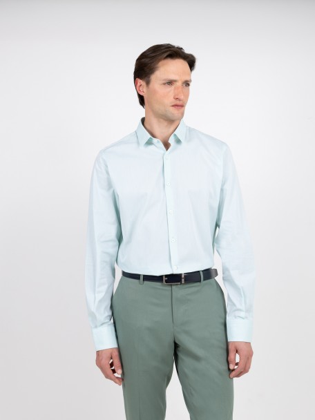 Camisa lisa 100% algodão slim fit Camisa lisa 100% algodão slim fit