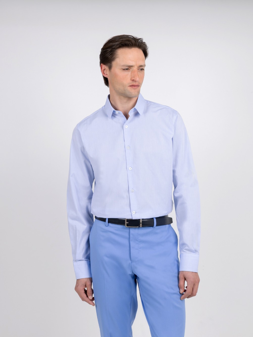 Camisa lisa 100% algodão slim fit