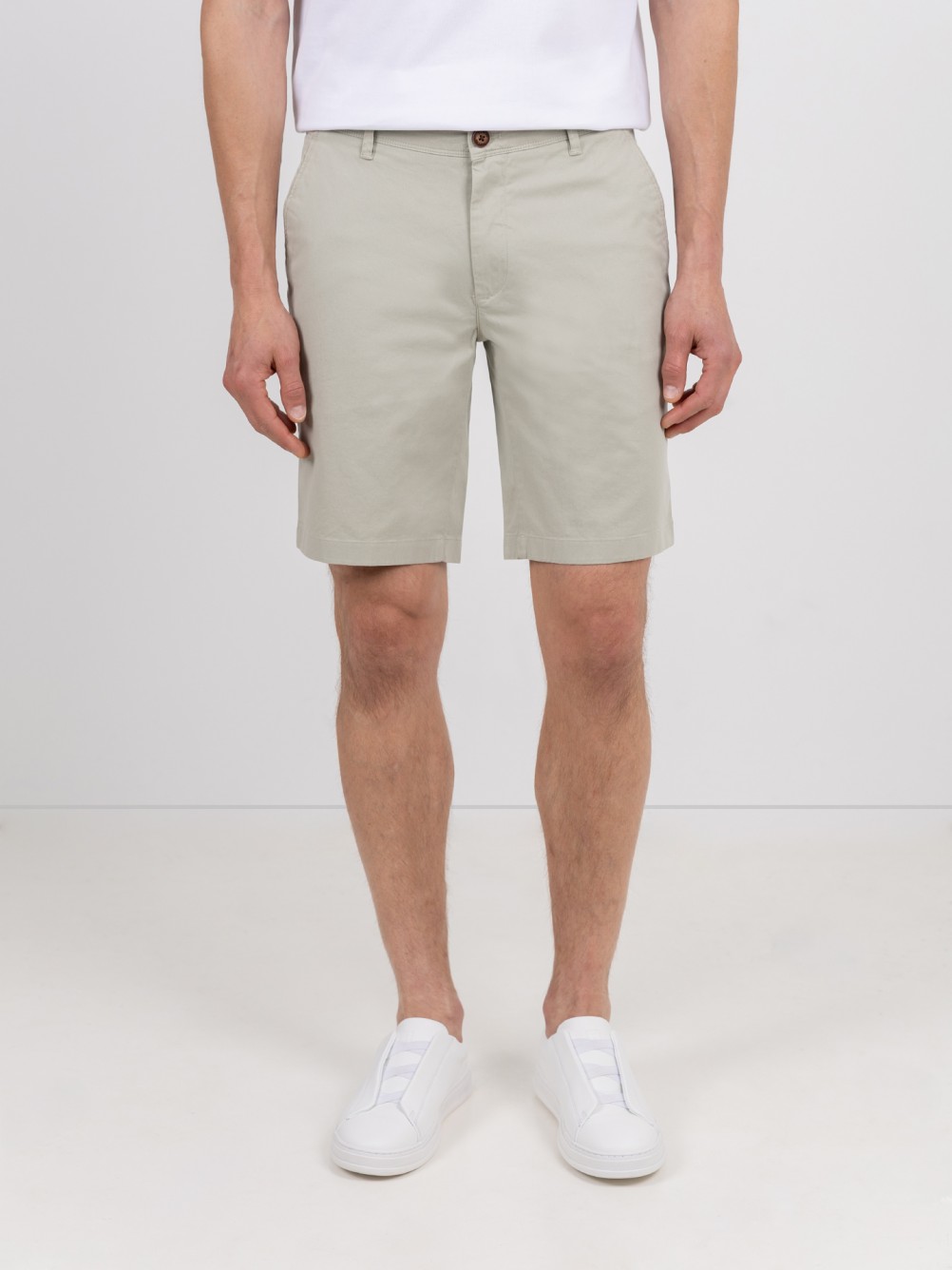 Slim-fit corduroy trousers