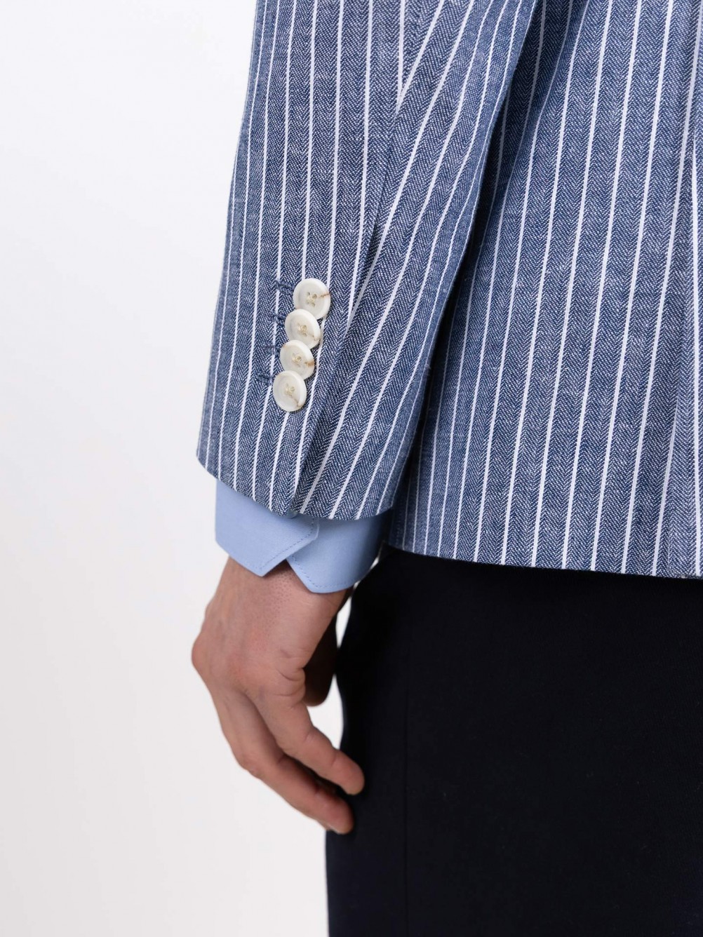 Blazer de risca em linho e algod�o