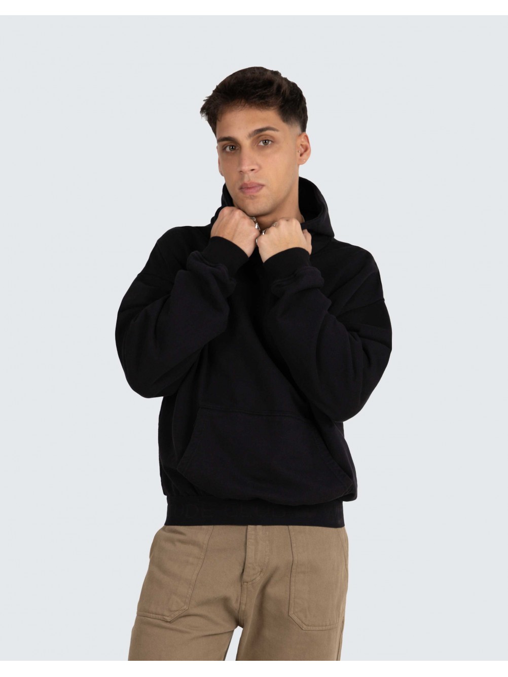 Elasticized oversized hoodie