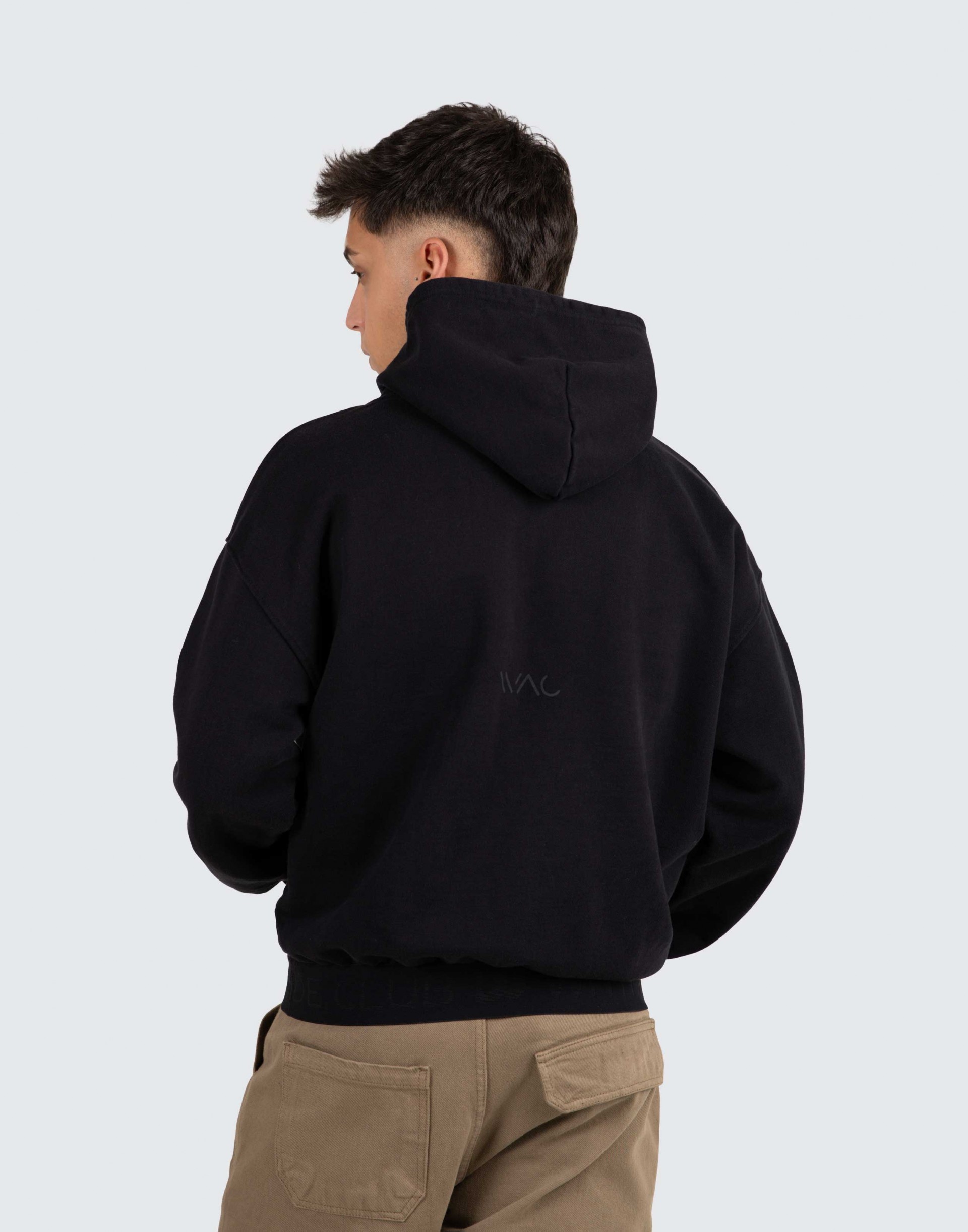 Elasticized oversized hoodie