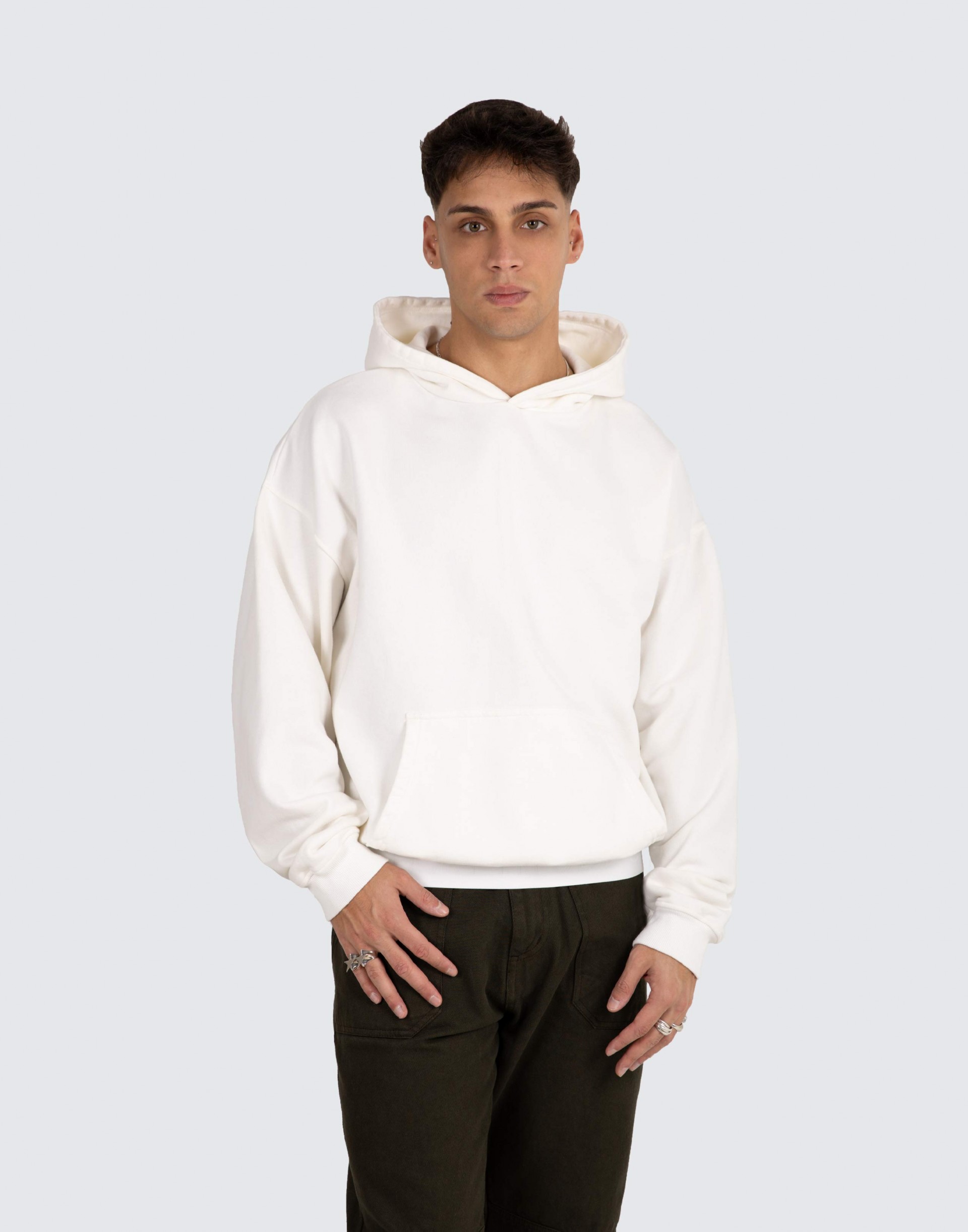 Elasticized oversized hoodie