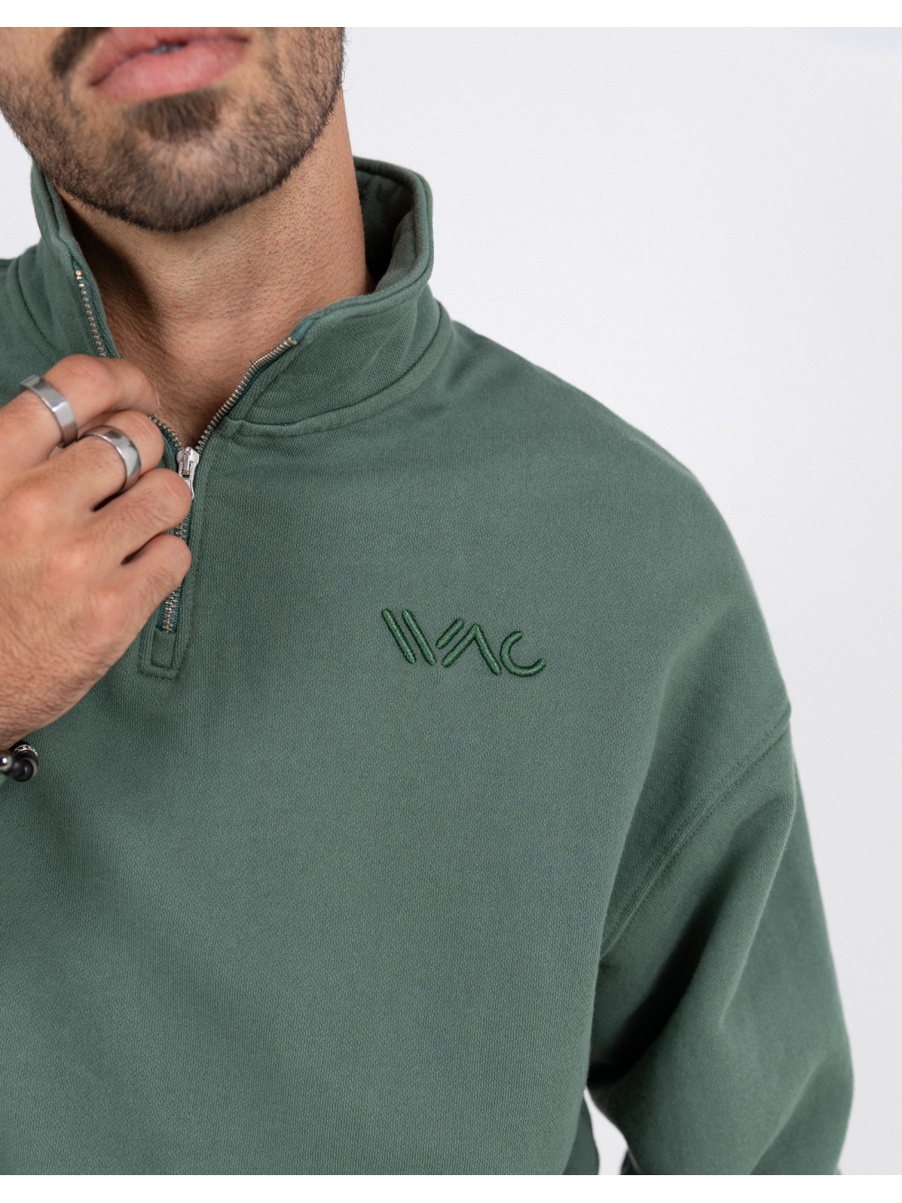 Sweat with half zip