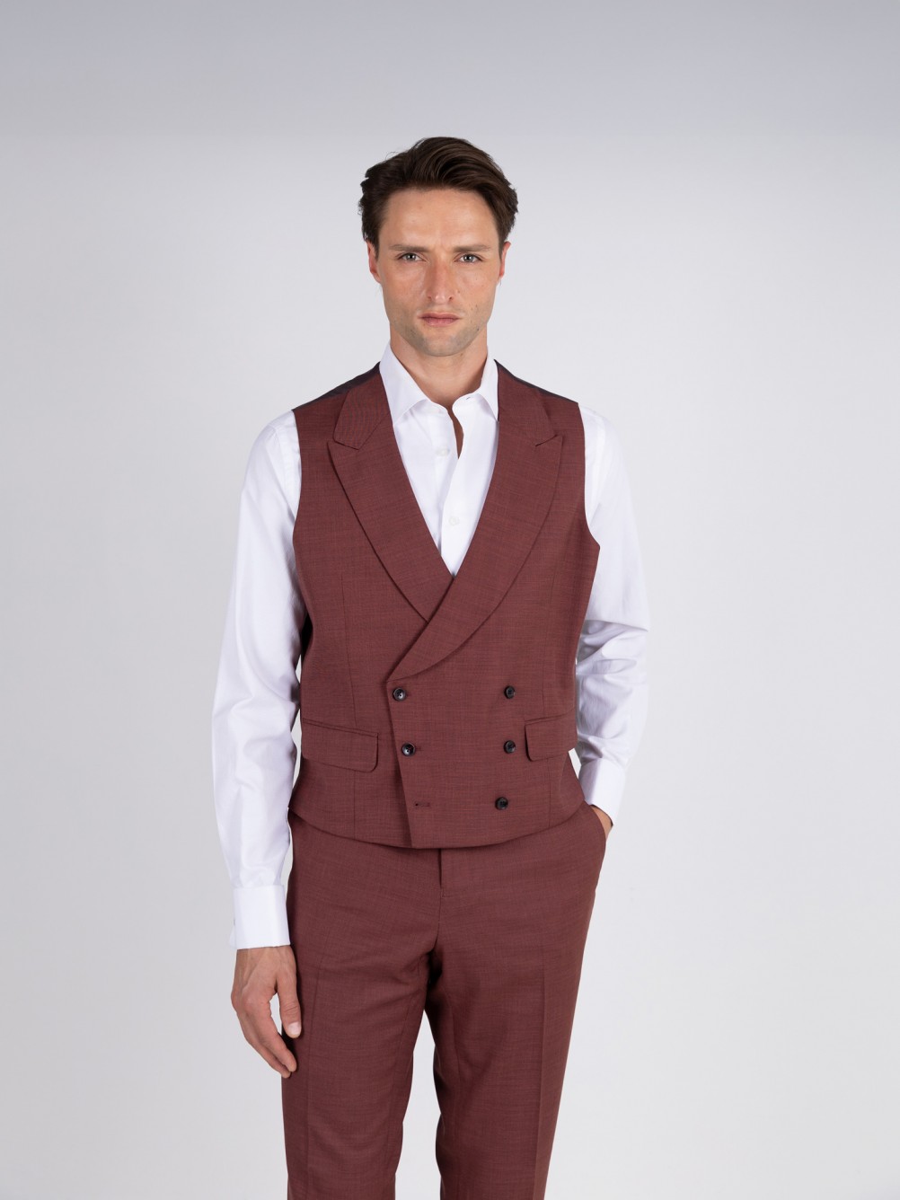 Fato liso slim fit com colete