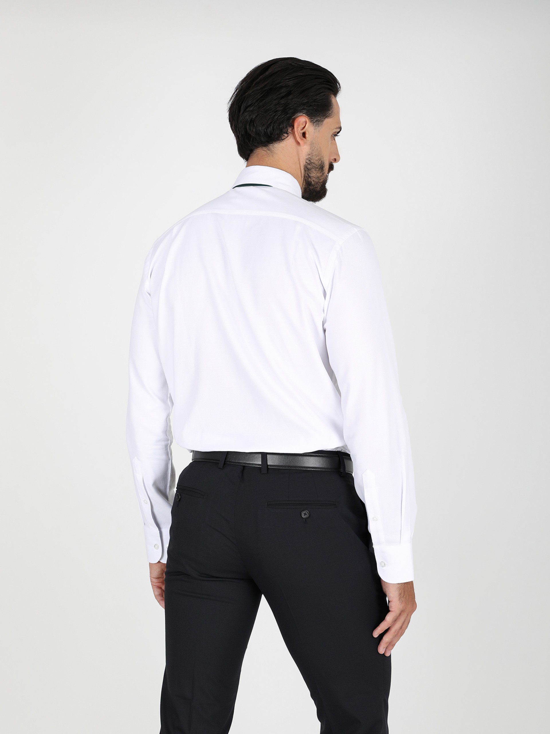 Camisa clássica regular fit com micro padrão